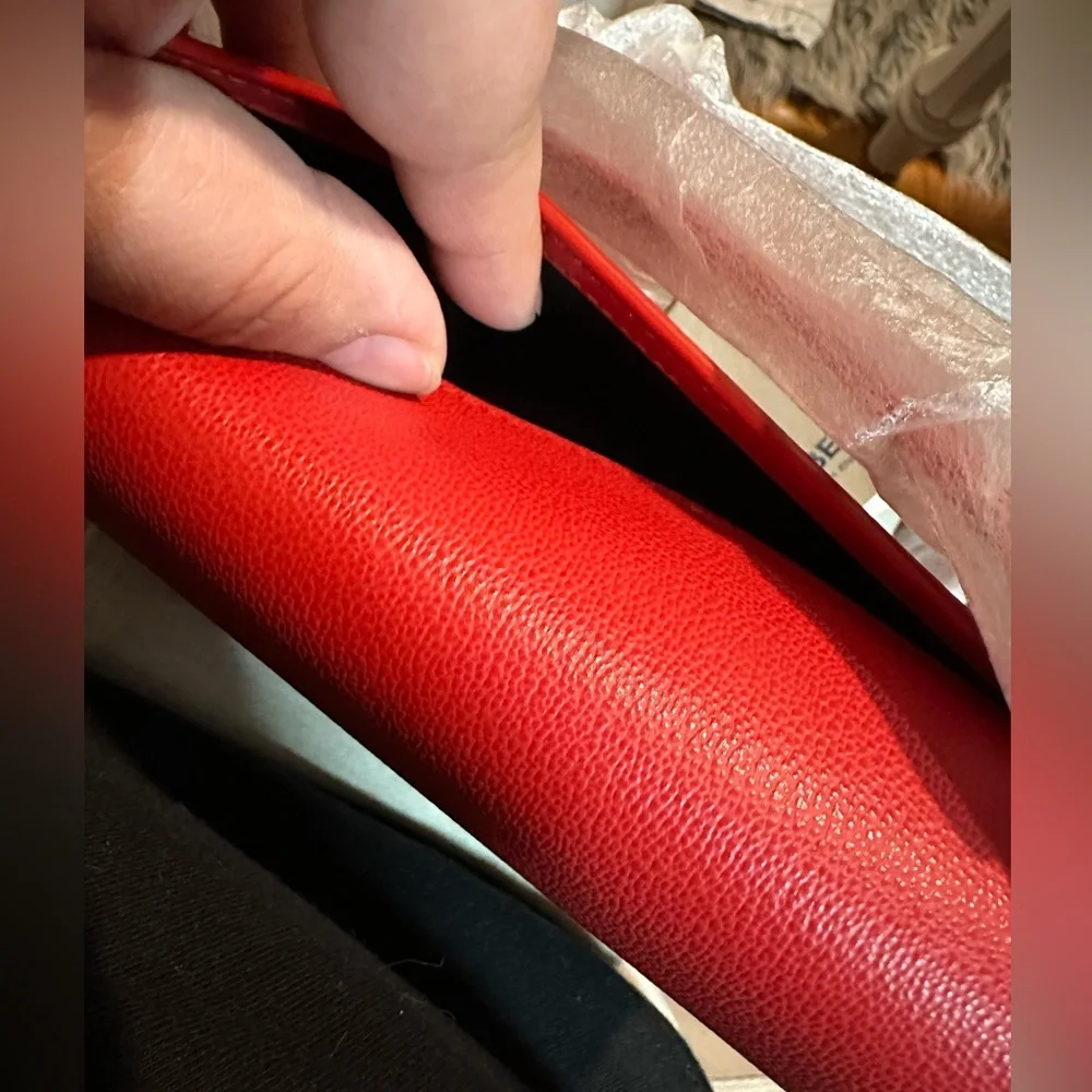 NEW Red Burberry crossbody - Picture 9 of 10